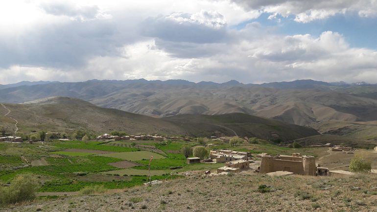 نمای از طبیعت بهار مناطق از ولسوالی مرکز بهسود