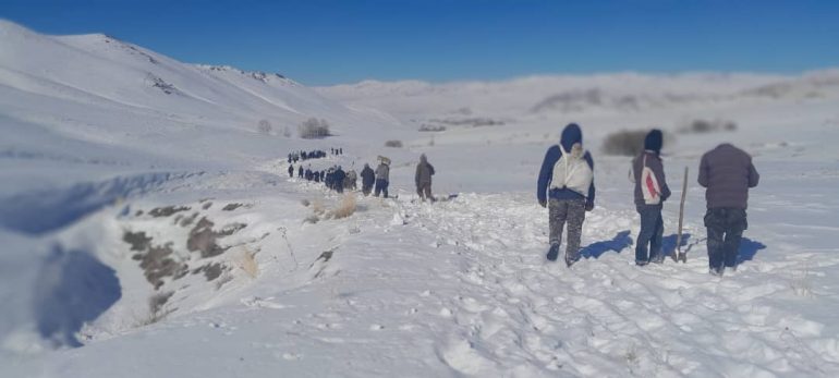 زمستان و مشکلات نبودن کلینیک و امکانات در بهسود