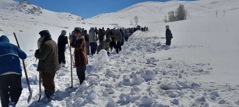 زمستان و مشکلات نبودن کلینیک و امکانات در بهسود