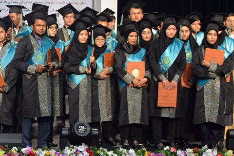 دانشجویان هزاره ، از بی خبری تا بی تفاوتی