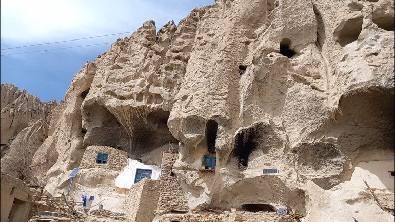 تکه‌ی از تاریخ:جایگاه جغرافیای مناطق مرکزی در روایت‌های شاهنامه